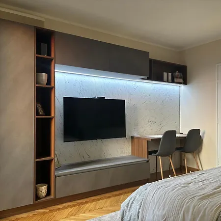 Διαμέρισμα Mina 2 *